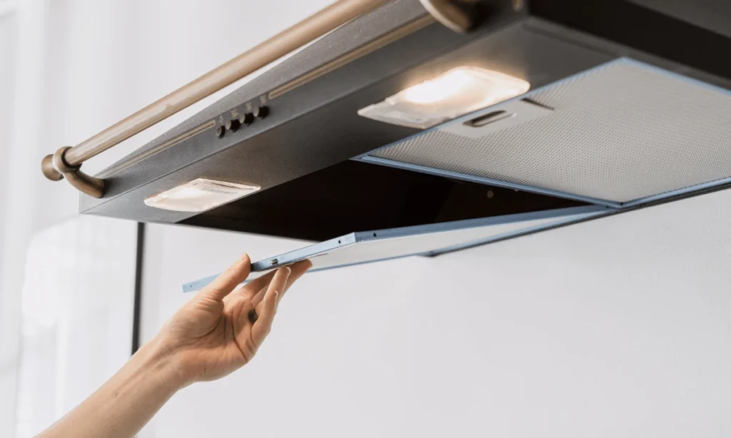 A Simple Guide To Make Your Kitchen Exhaust Fan Function Smoothly 4 simple-guide-to-make-your-kitchen-exhaust-fan-function-smoothly
